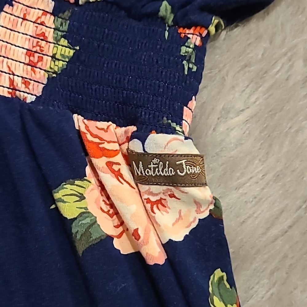 Matilda Jane womens dark blue floral tshirt and short romper size small - Picture 4 of 9